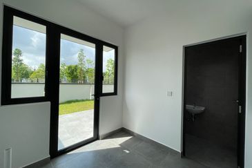 Freesia Residences @ Tropicana Aman