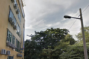 Medan Batu Caves - 4 storey CORNER shoplot