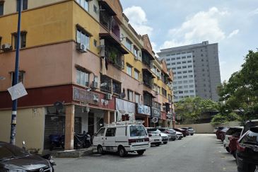 Sunway Batu Caves Shop Apartment