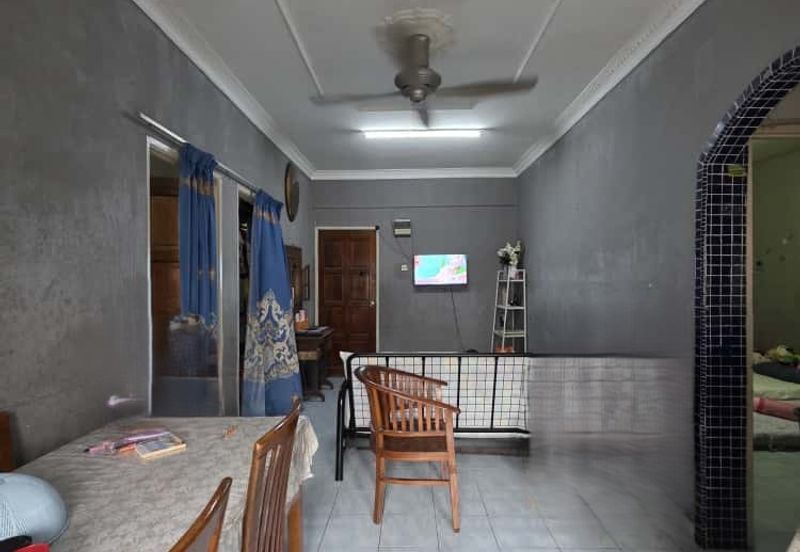 Pangsapuri Laksamana