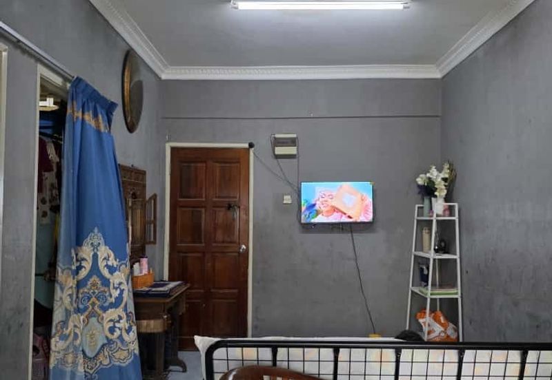 Pangsapuri Laksamana