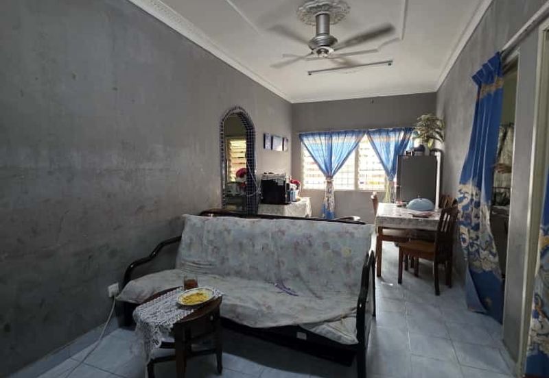 Pangsapuri Laksamana