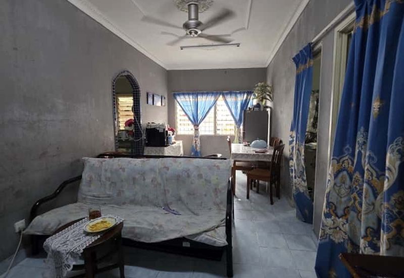 Pangsapuri Laksamana