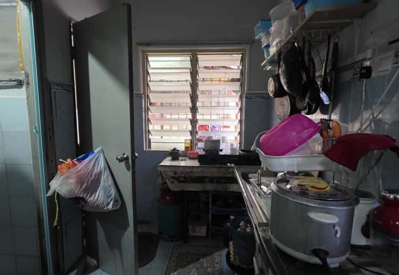 Pangsapuri Laksamana