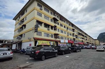 Pangsapuri Laksamana