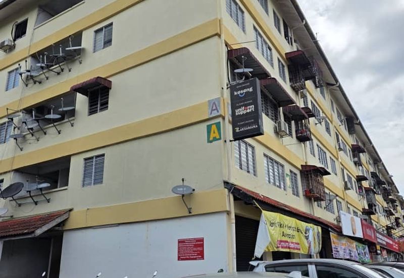 Pangsapuri Laksamana