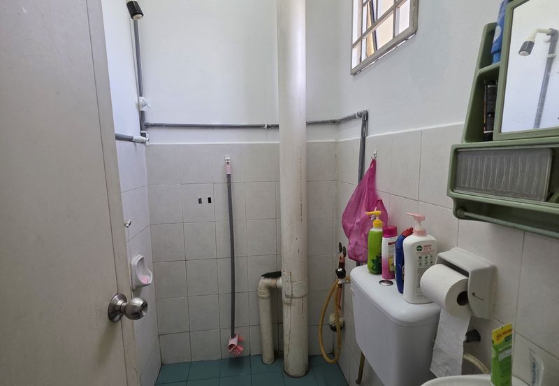 Jelutong Apartment, Selayang Heights