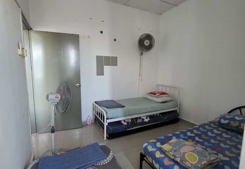 Jelutong Apartment, Selayang Heights