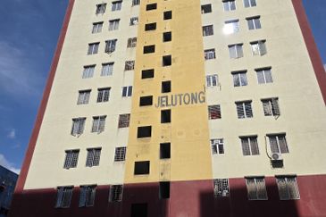 Jelutong Apartment, Selayang Heights