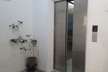 Jelutong Apartment, Selayang Heights