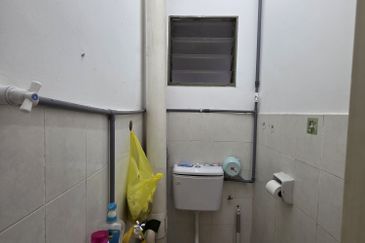 Jelutong Apartment, Selayang Heights