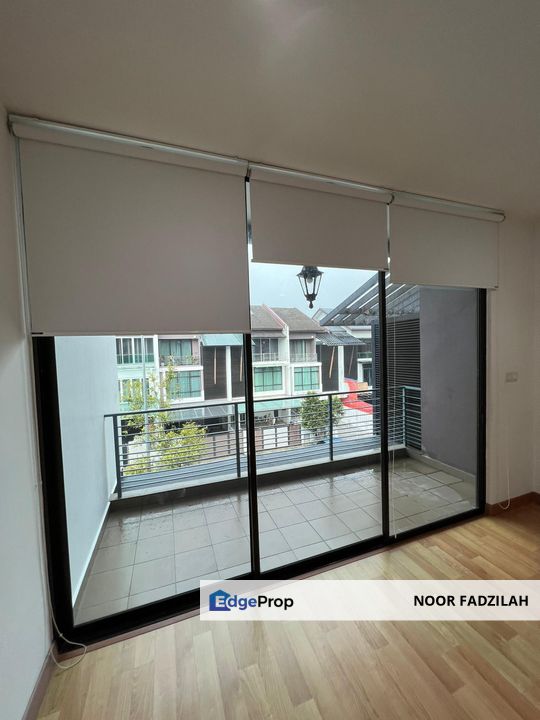 3-Storey Luxury Living @ Perdana Residence 2, Selangor, Selayang