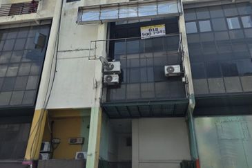 Taman Sri Batu Caves