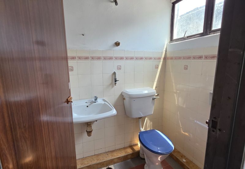 Taman Sri Batu Caves