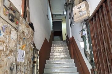 Taman Sri Batu Caves