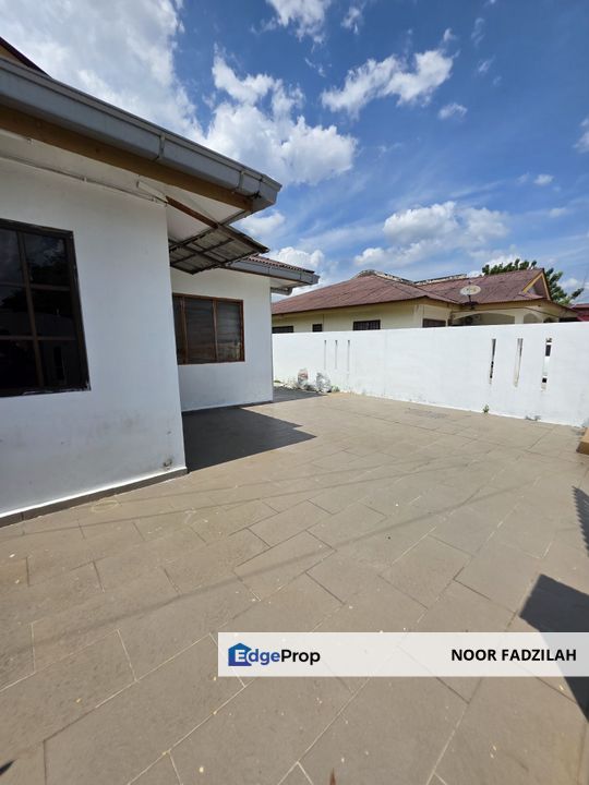 🏡 Spacious Renovated Semi-D @ Taman Selayang Mutiara, Batu Caves, Selangor, Selayang