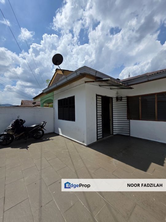 🏡 Spacious Renovated Semi-D @ Taman Selayang Mutiara, Batu Caves, Selangor, Selayang