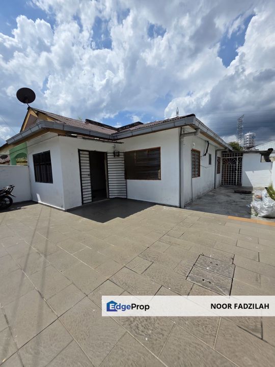 🏡 Spacious Renovated Semi-D @ Taman Selayang Mutiara, Batu Caves, Selangor, Selayang