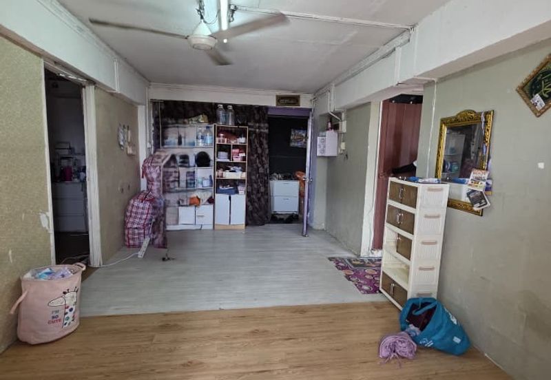 (Corner Unit) 2 Bedroom Flat for Sale @ Flat Sri Pangkor, Sentul