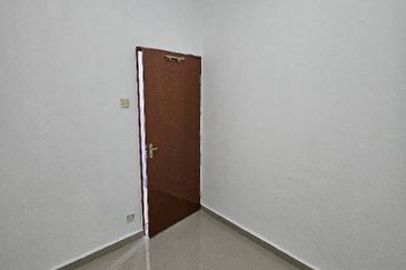 Taman Widuri, Bukit Beruntung