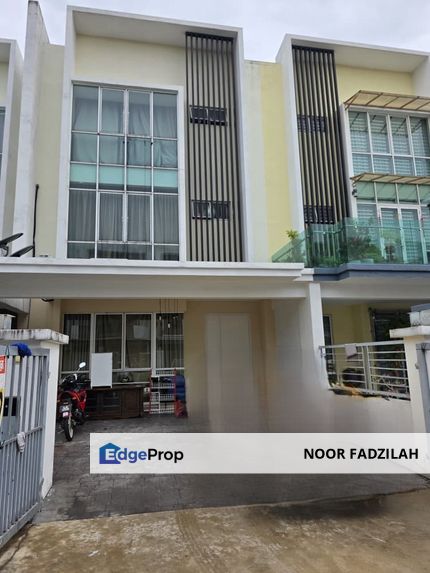 Spacious gated & guarded home in Taman Sinar Samudera, Batu Caves, Selangor, Batu Caves 