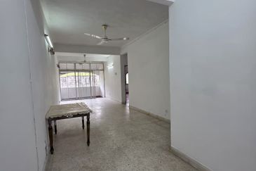 Putri Apartment