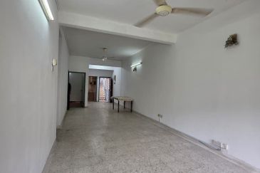 Putri Apartment
