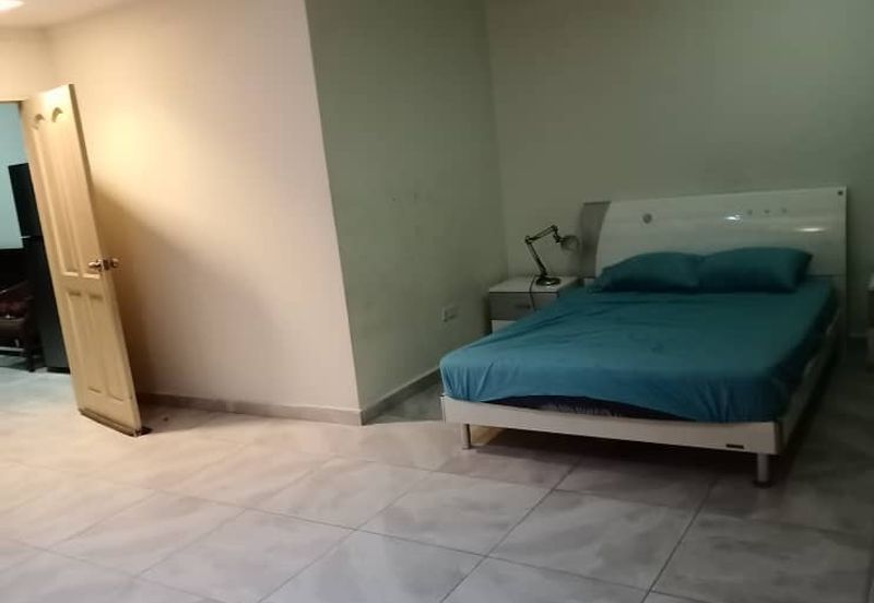 Townhouse (Upper Unit) - Taman Seri Melati near M3 Mall