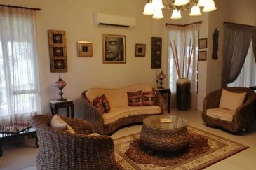 Renovated Double Storey Semi D Senawang Seremban