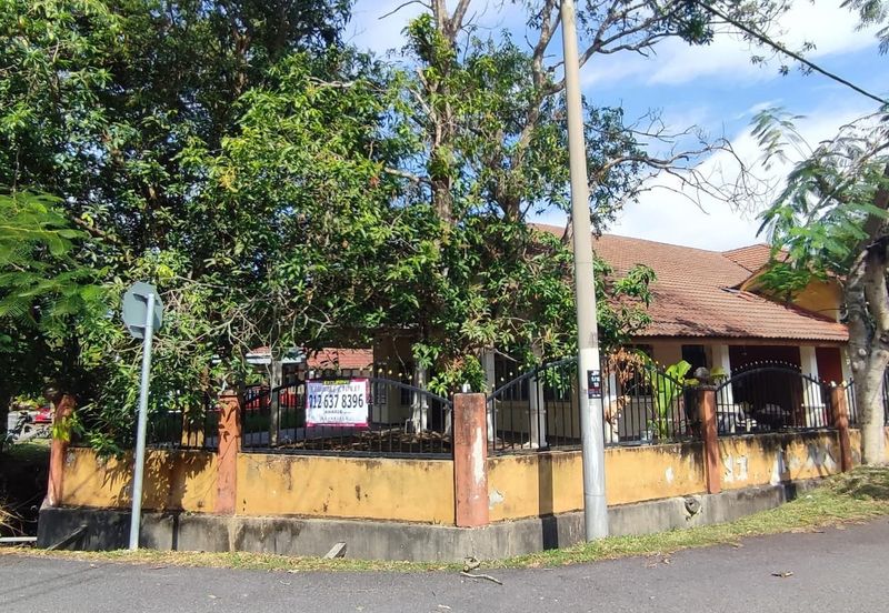 Desa Pinggiran Putra