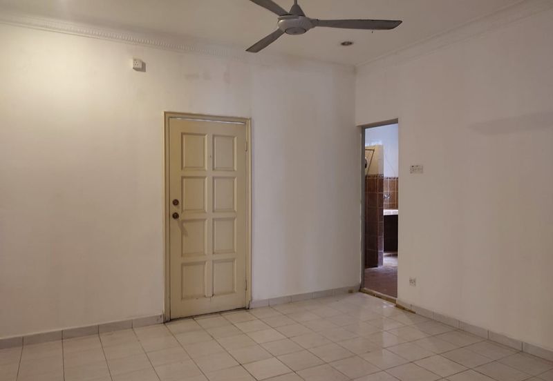 Desa Pinggiran Putra