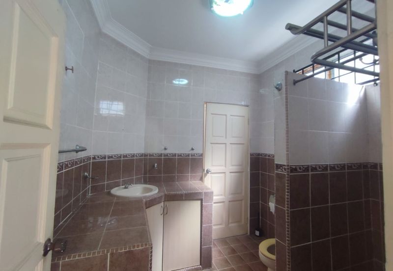 Desa Pinggiran Putra