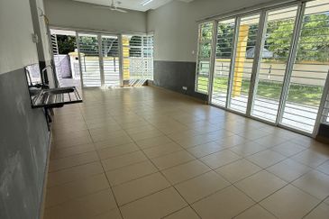 Single Storey Terrace House Alam Nusantara (catarina)