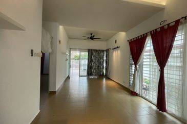 Single Storey Terrace House Alam Nusantara (catarina)