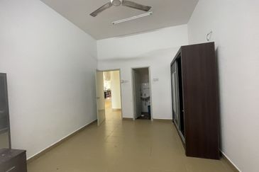 Single Storey Terrace House Alam Nusantara (catarina)