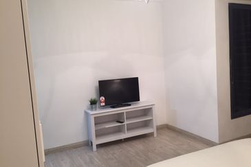 Halo Sunday @ Empire City