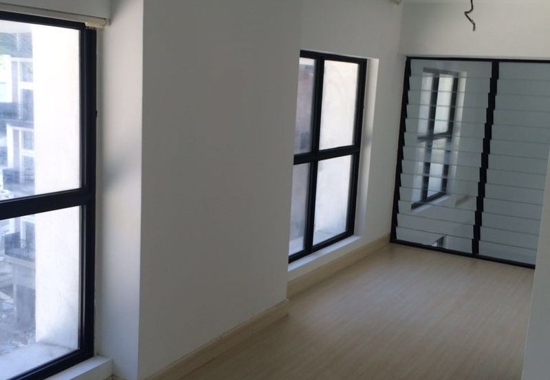 Colonial @ Empire city