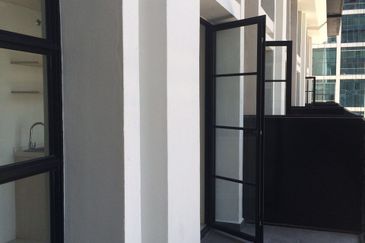 Colonial @ Empire city