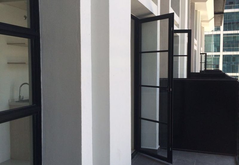 Colonial @ Empire city