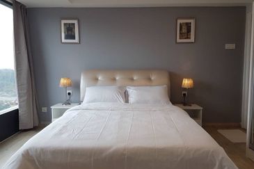 Halo Sunday @ Empire City