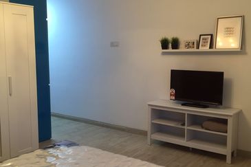 Halo Sunday @ Empire City