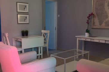 Halo Sunday @ Empire City