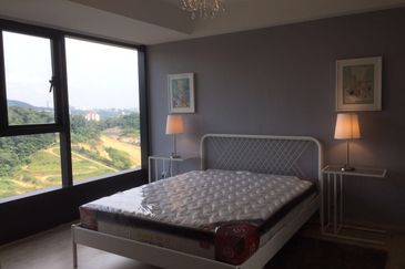 Halo Sunday @ Empire City