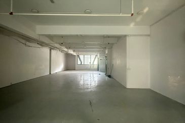 Ground Floor Shop Retail SUNSURIA @ 7th Avenue