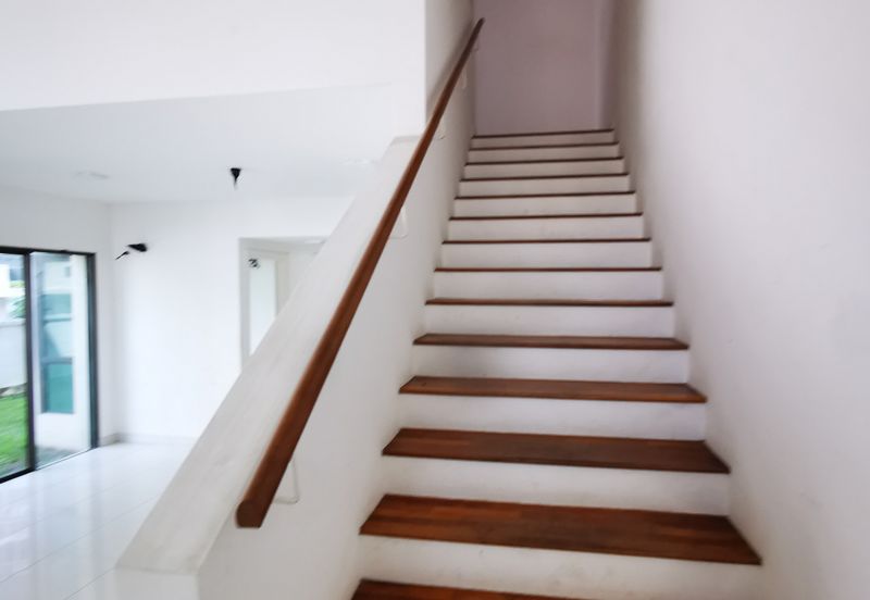 Villa 33, Bukit Manda'rina