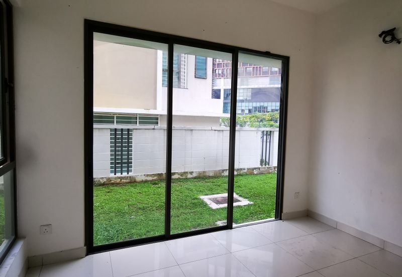 Villa 33, Bukit Manda'rina