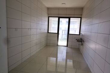 Villa 33, Bukit Manda'rina