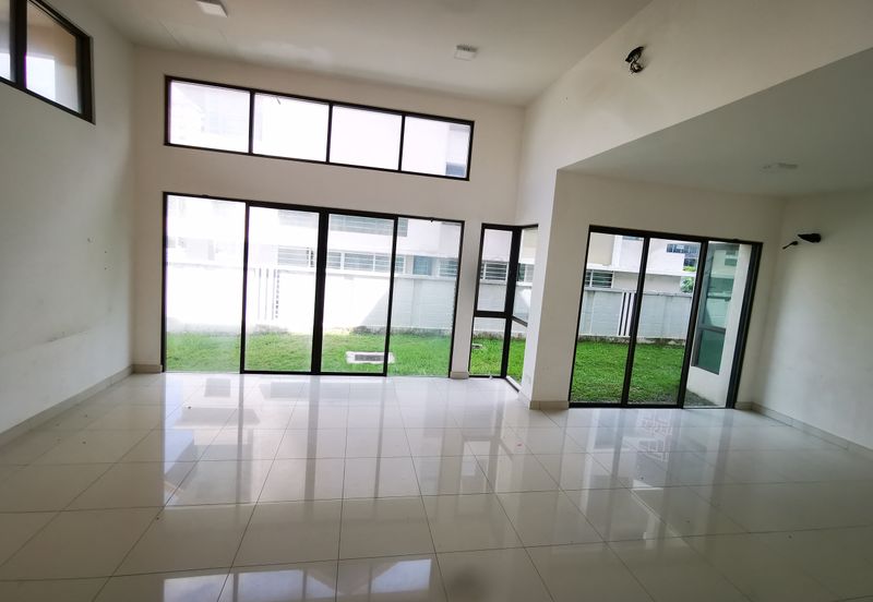 Villa 33, Bukit Manda'rina