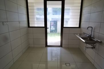 Villa 33, Bukit Manda'rina