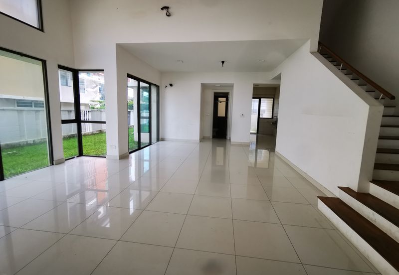 Villa 33, Bukit Manda'rina